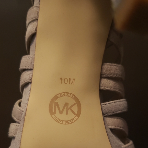 Michael-Michael Kors Womens Clarissa platform heels. - Picture 10 of 10